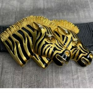 VINTAGE DOREEN RYAN DOUBLE ZEBRA BROOCH